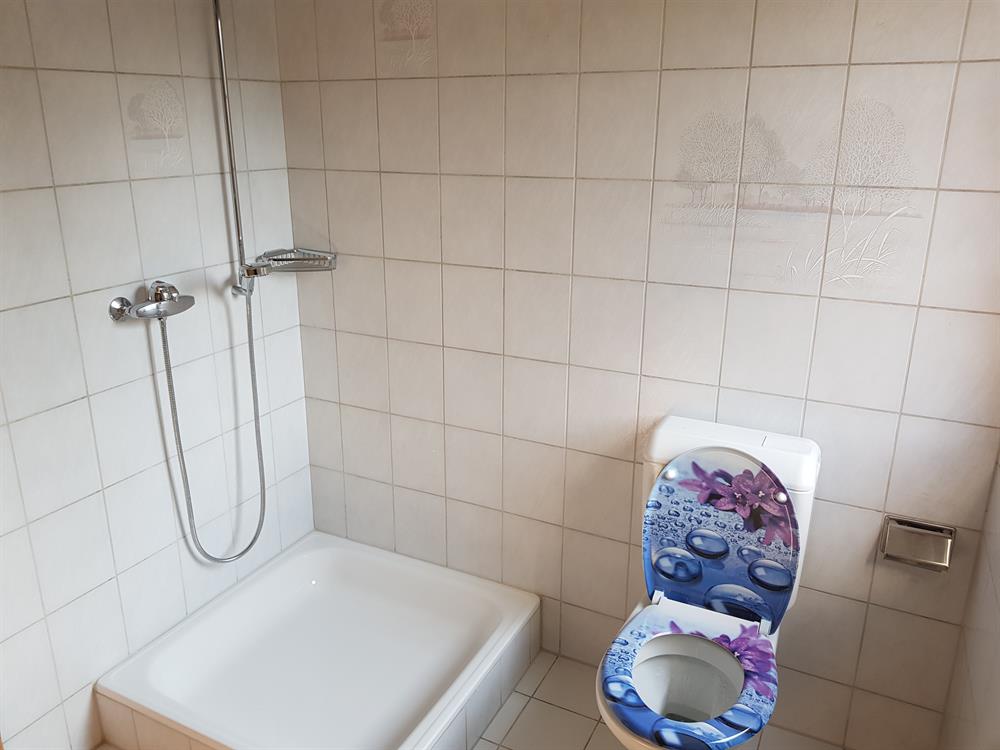 Bild 19: 6.5 Zimmer Haus in 8187 Weiach zu vermieten