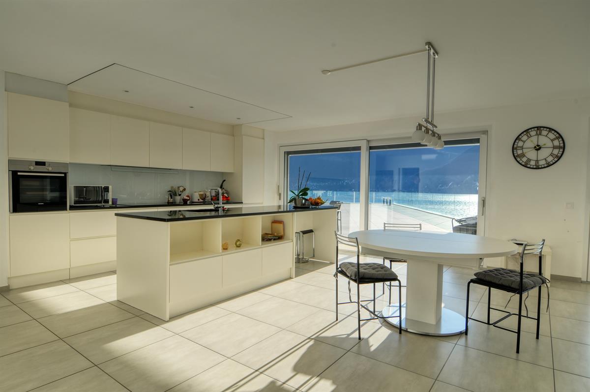 Bild 2: 4.5 Zimmer Wohnung in 6614 Brissago zu verkaufen