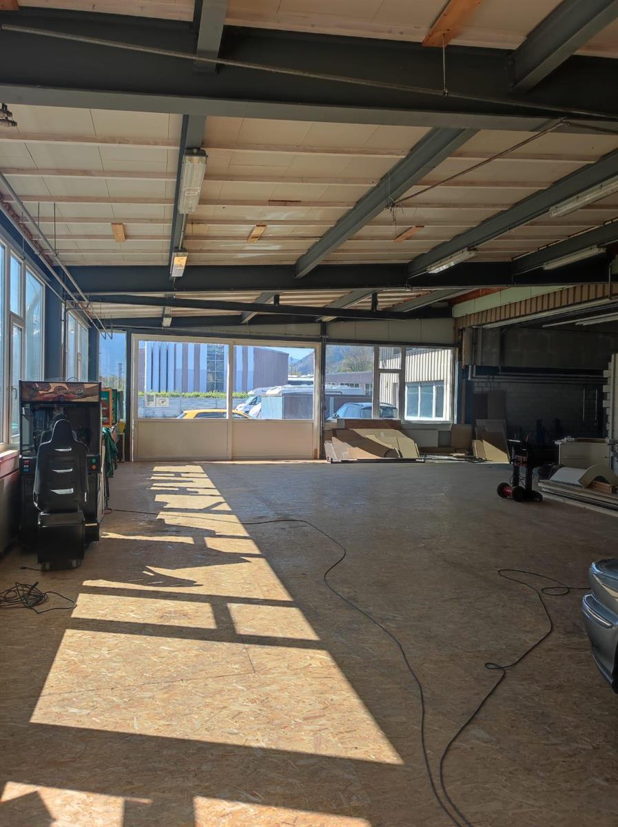 1 Zimmer Büro/Gewerbe in 7203 Trimmis zu vermieten