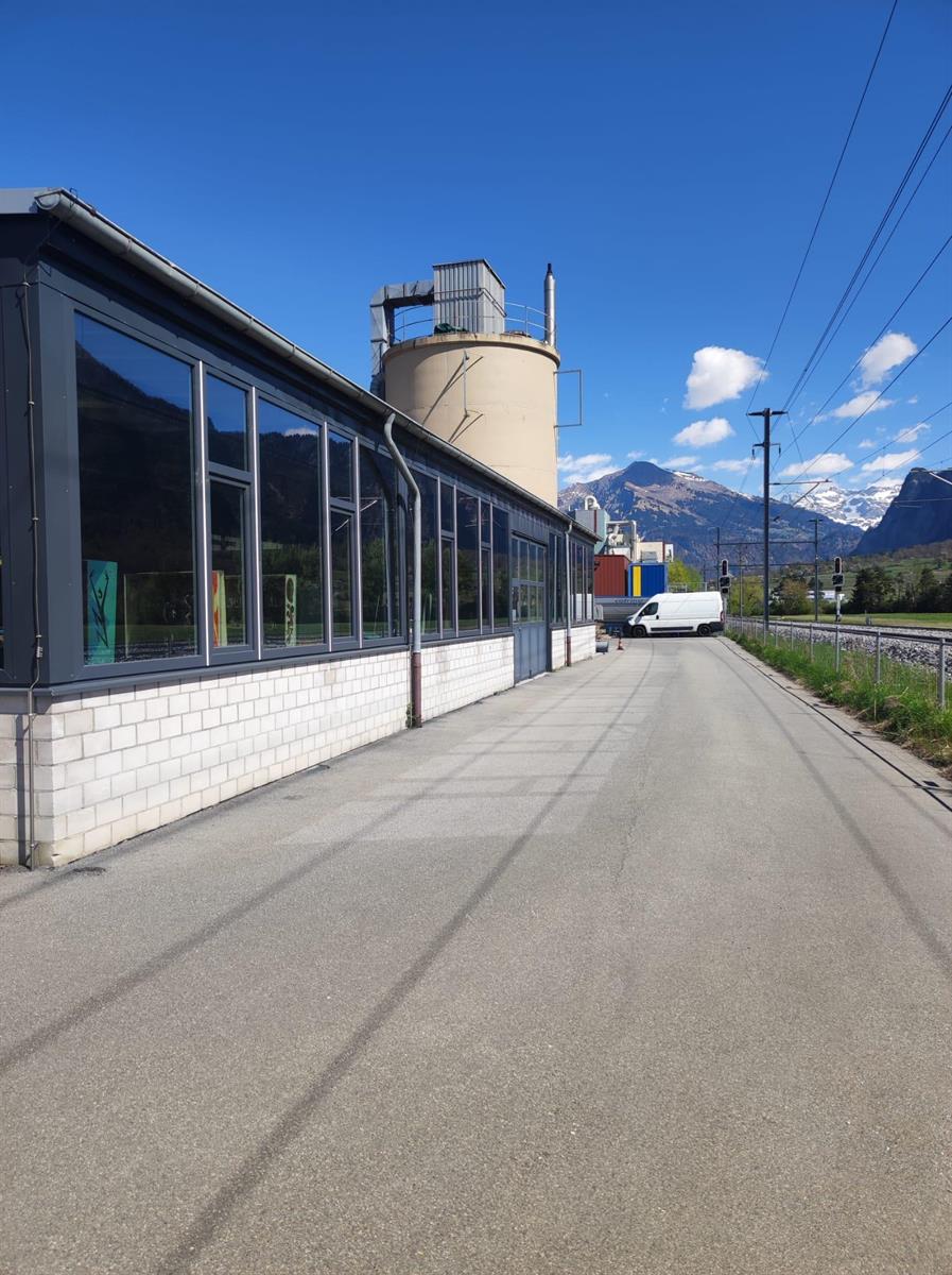 Bild 4: 1 Zimmer Büro/Gewerbe in 7203 Trimmis zu vermieten