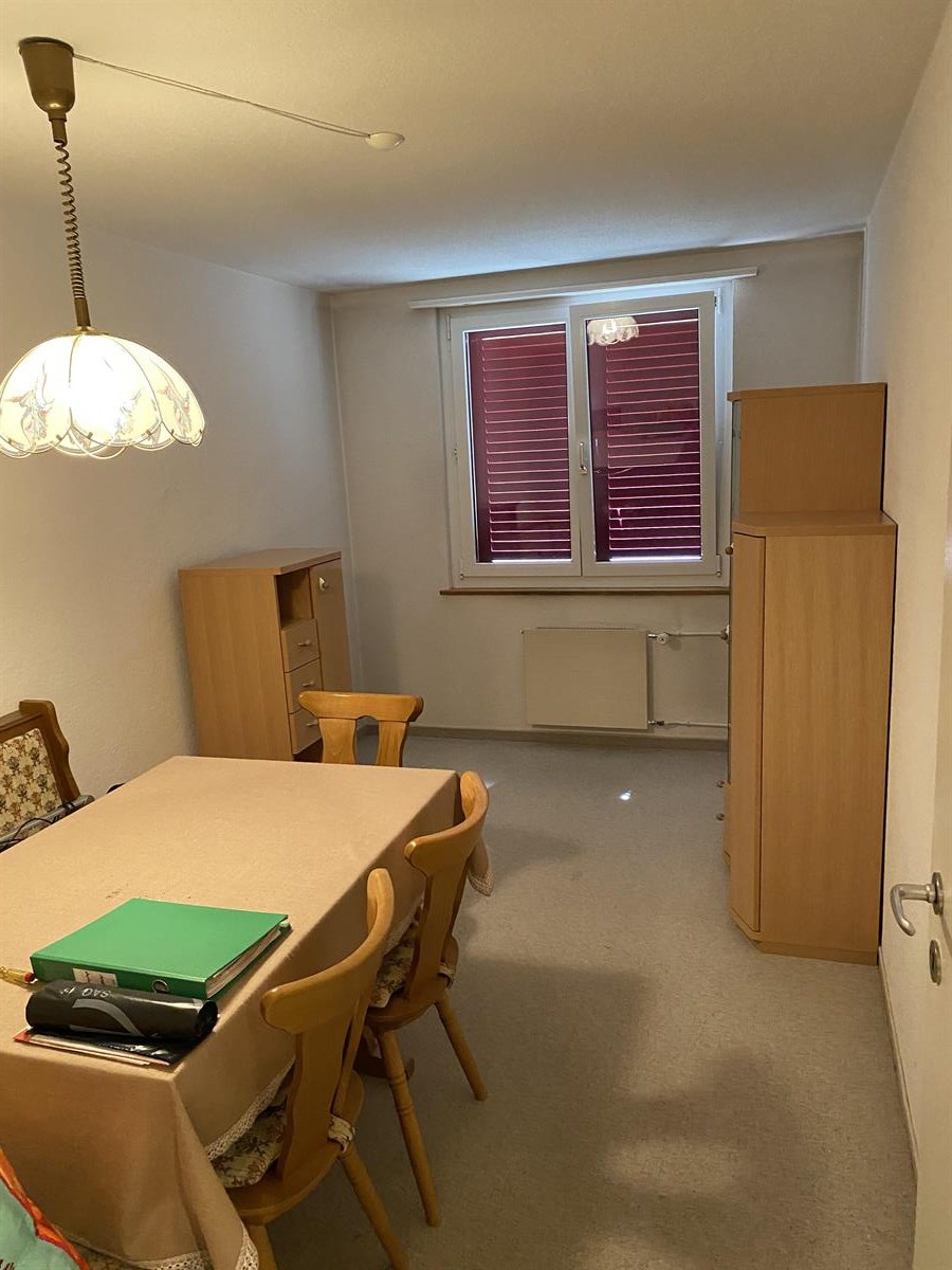 Bild 4: 4 Zimmer Wohnung in 8636 Wald ZH zu vermieten