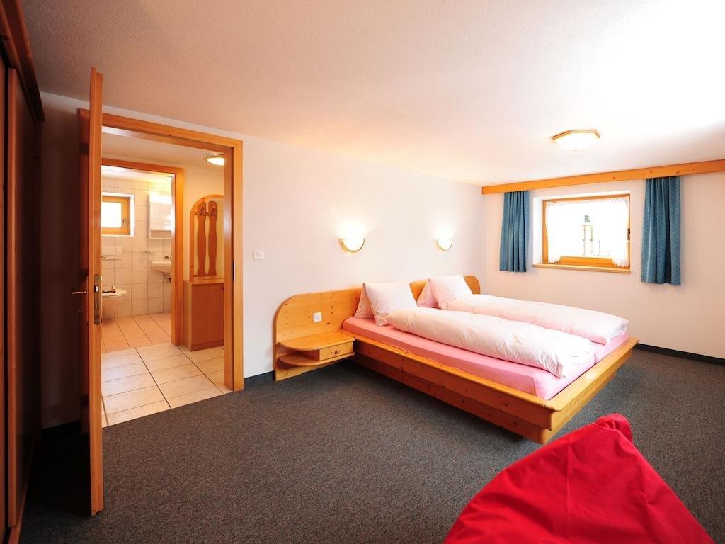 Bild 5: 2.5 Zimmer Ferienwohnung in 7562 Compatsch zu vermieten