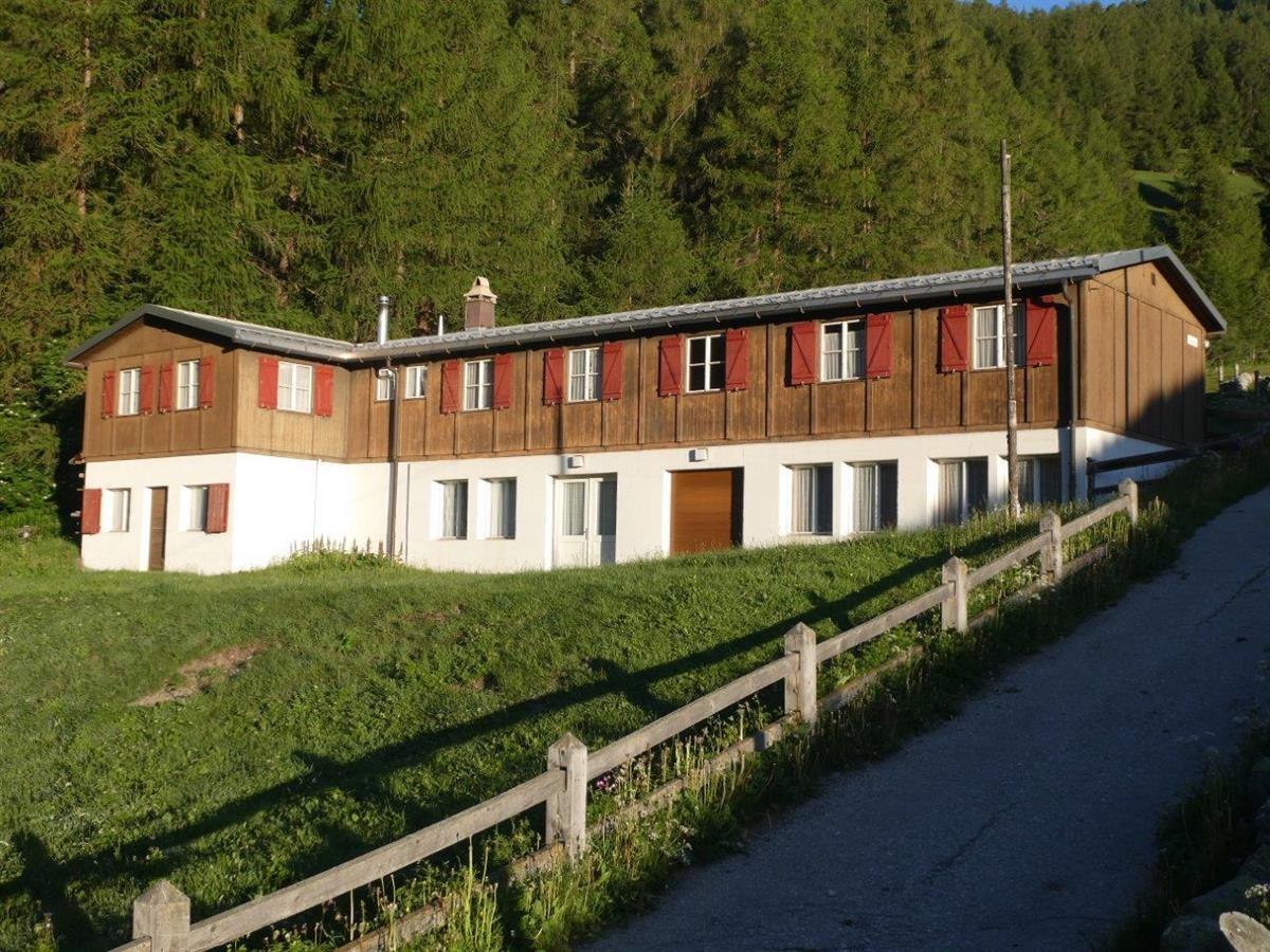 9 Zimmer Ferienhaus in 7523 Madulain zu vermieten
