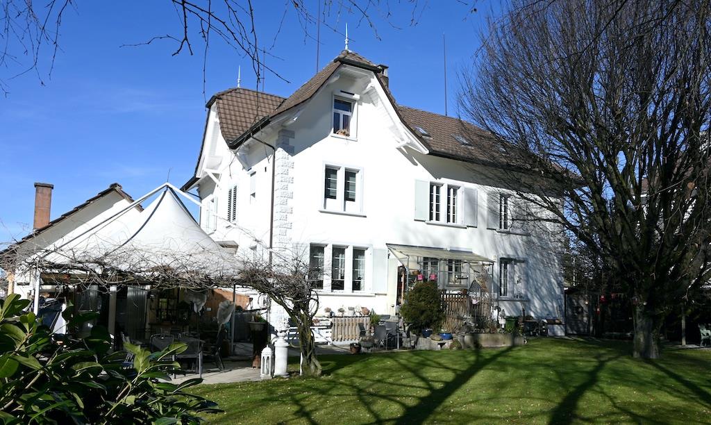 6 Zimmer Wohnung in 5734 Reinach AG zu vermieten