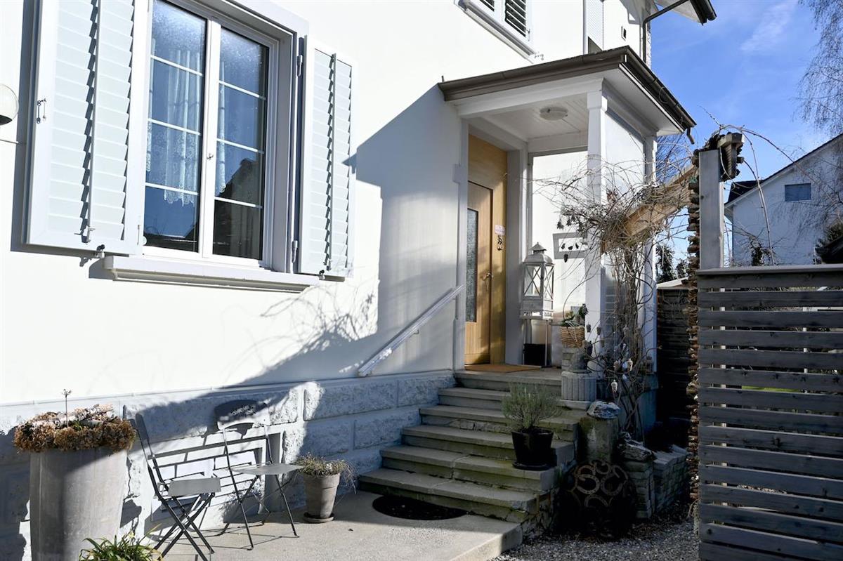 Bild 3: 6 Zimmer Wohnung in 5734 Reinach AG zu vermieten