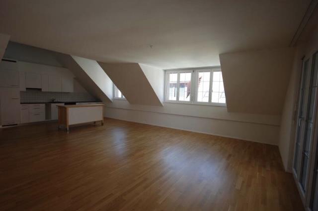 Bild 2: 4.5 Zimmer Wohnung in 8162 Steinmaur zu vermieten