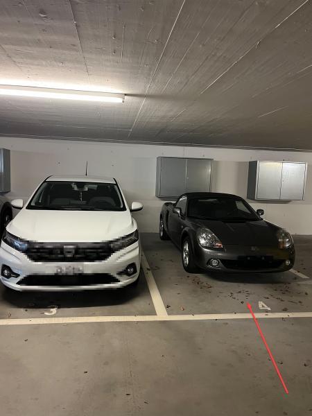 Parkplatz/Garage in 6330 Cham zu vermieten