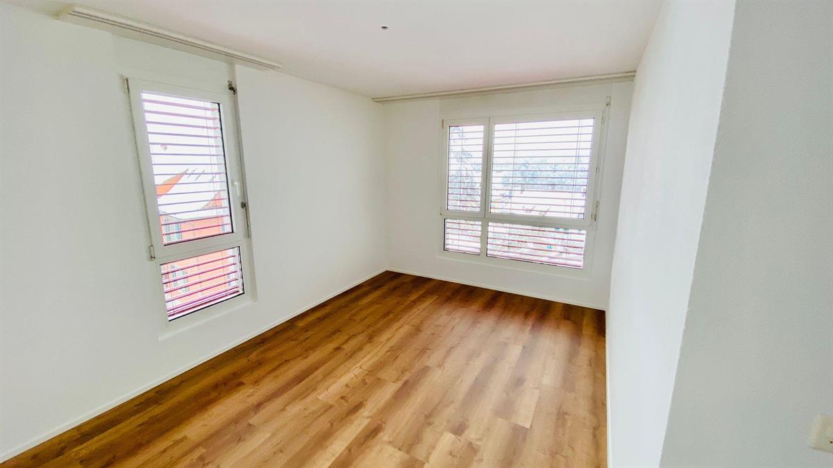 Bild 4: 4.5 Zimmer Wohnung in 8200 Schaffhausen zu vermieten