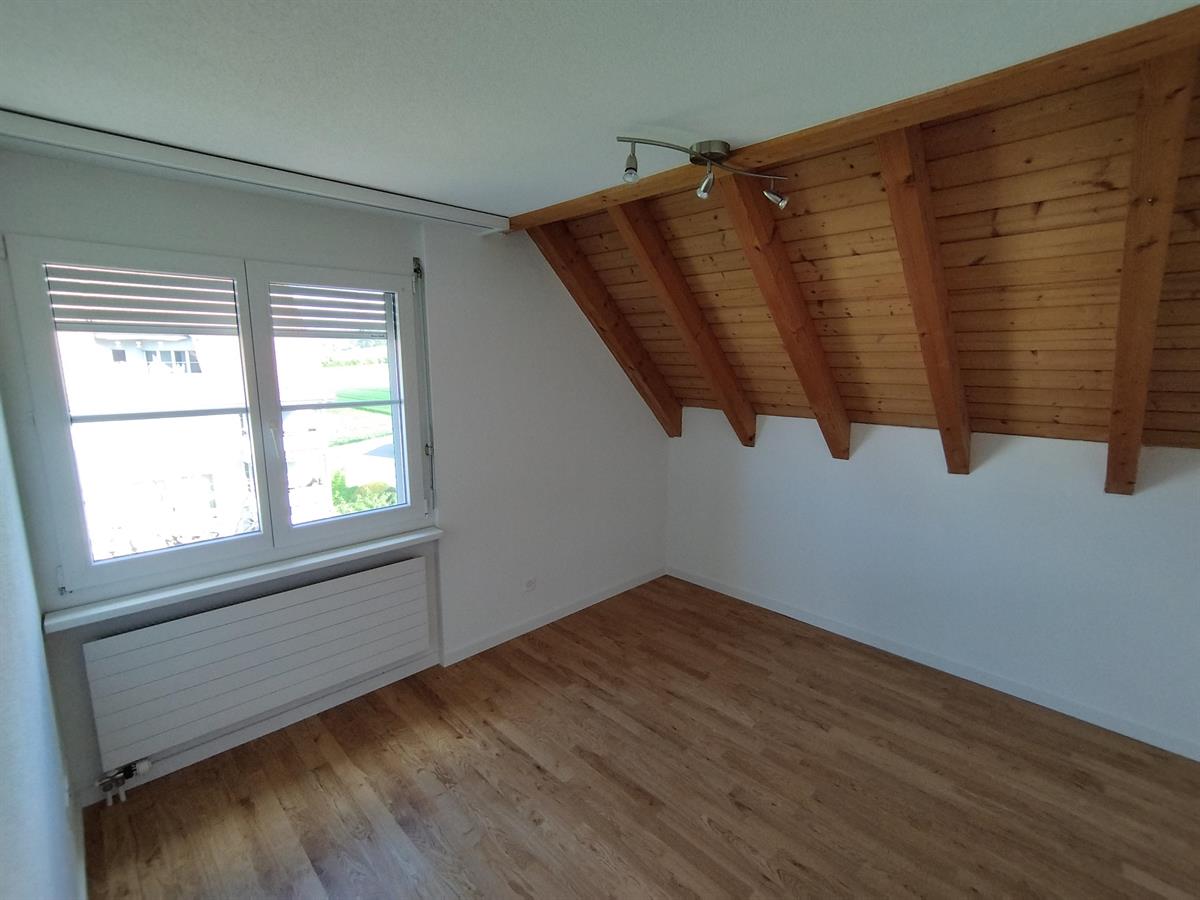 Bild 9: 5.5 Zimmer Wohnung in 8108 Dällikon zu vermieten