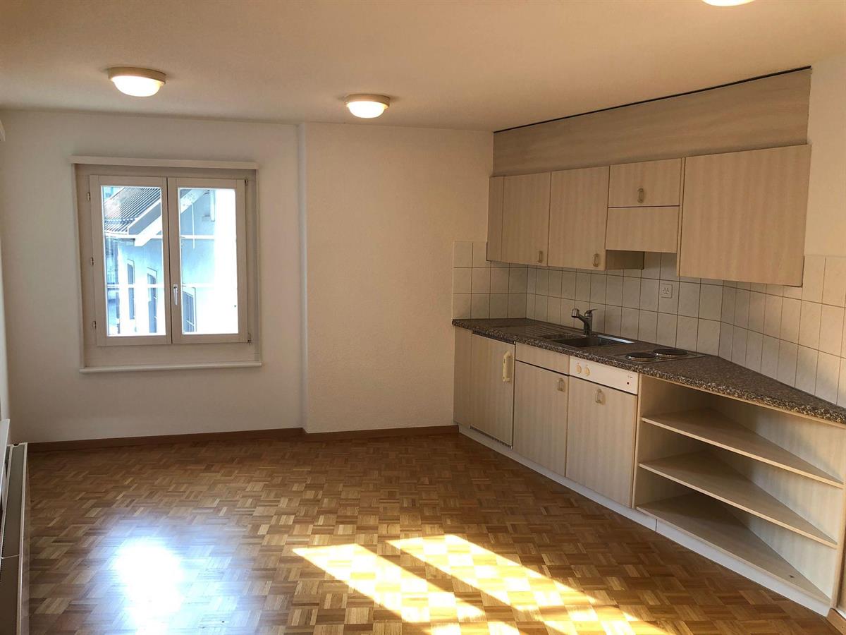 Bild 3: 1 Zimmer Büro/Gewerbe in 8180 Bülach zu vermieten