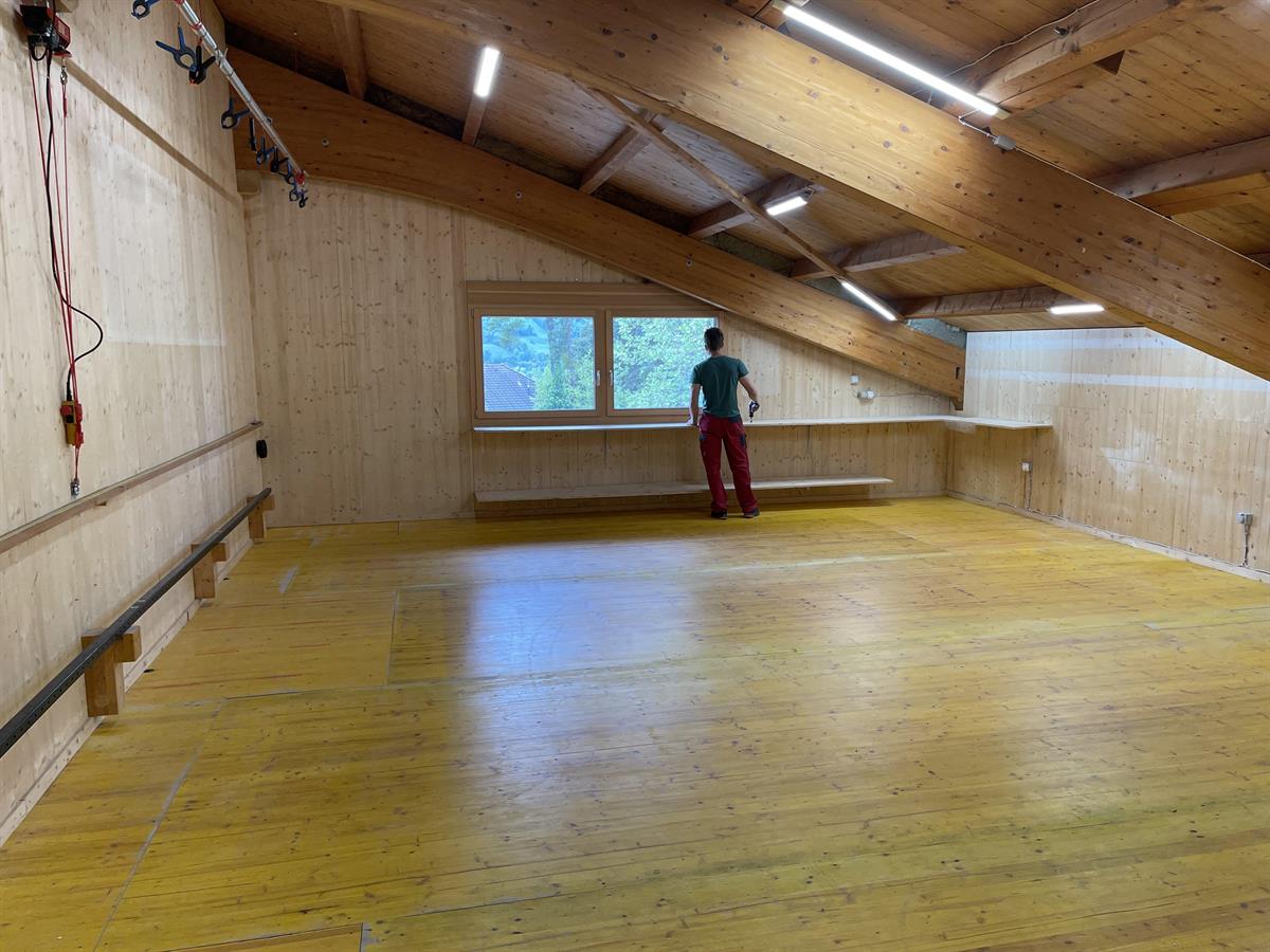 Bild 2: 1 Zimmer Büro/Gewerbe in 7307 Jenins zu vermieten