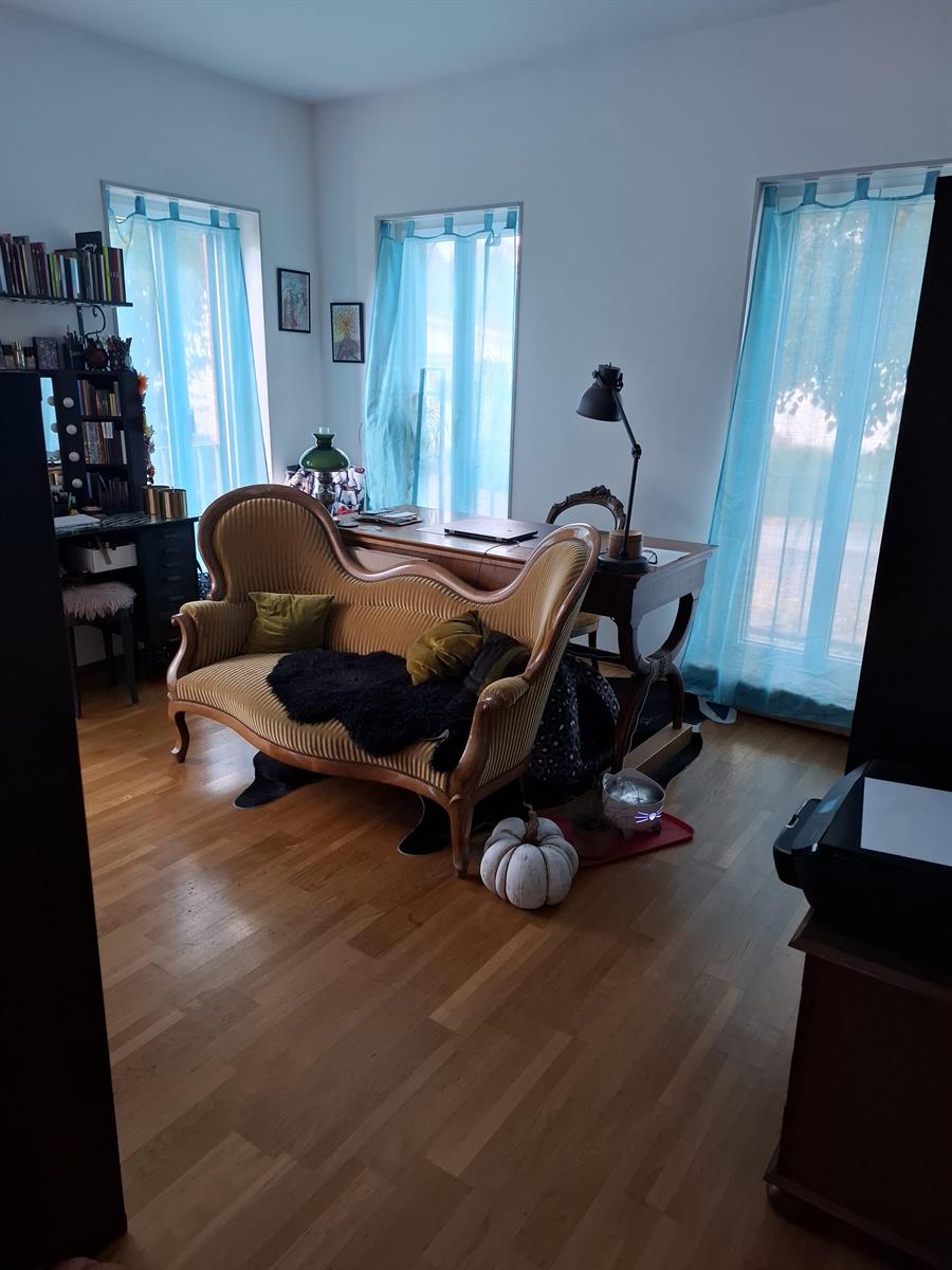 Bild 9: 4.5 Zimmer Wohnung in 5034 Suhr zu vermieten