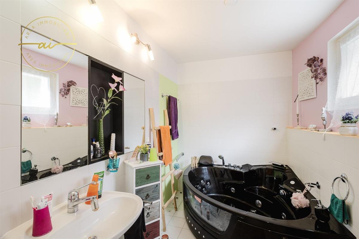 Bild 10: 5.5 Zimmer Haus in 6582 Pianezzo zu verkaufen