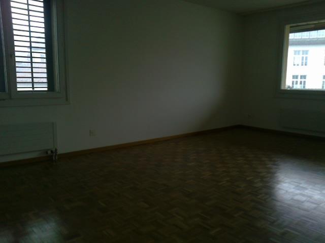 4.5 Zimmer Wohnung in 8636 Wald ZH zu vermieten