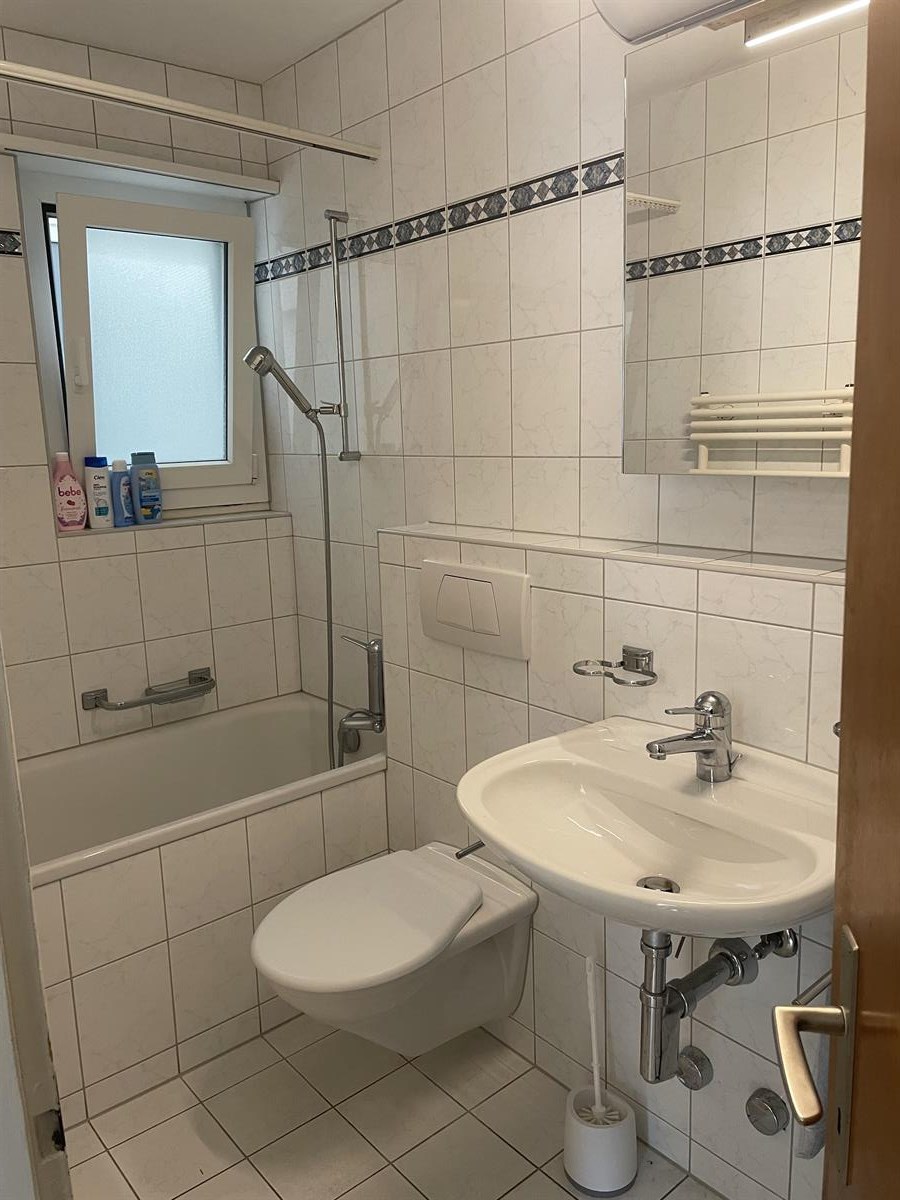 Bild 3: 4 Zimmer Wohnung in 7408 Cazis zu vermieten