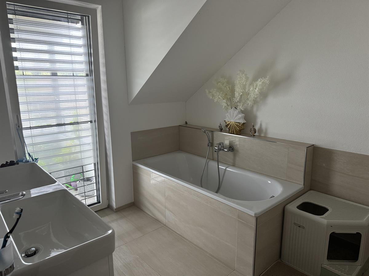 Bild 2: 4.5 Zimmer Wohnung in 4912 Aarwangen zu vermieten