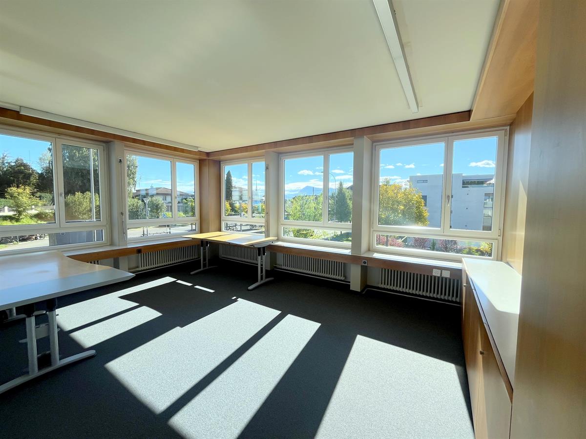 1 Zimmer Büro/Gewerbe in 6275 Ballwil zu vermieten