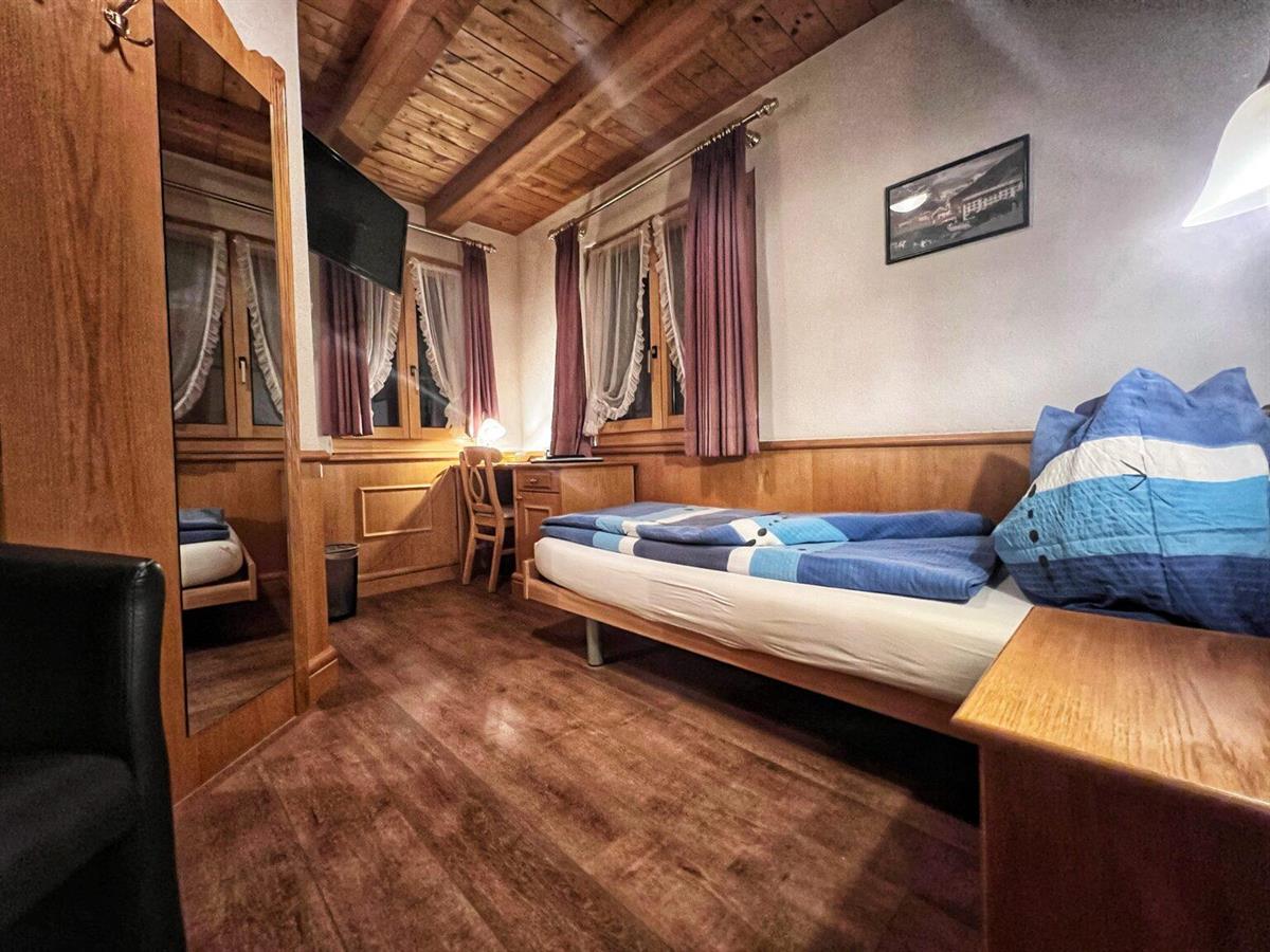 9 Zimmer Büro/Gewerbe in 3954 Leukerbad zu verkaufen