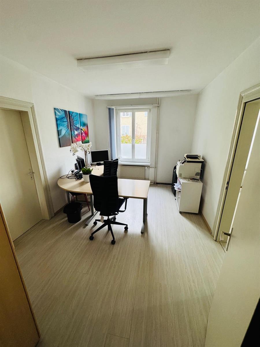 Bild 2: 4 Zimmer Büro/Gewerbe in 8400 Winterthur Stadt (Kreis 1) zu vermieten