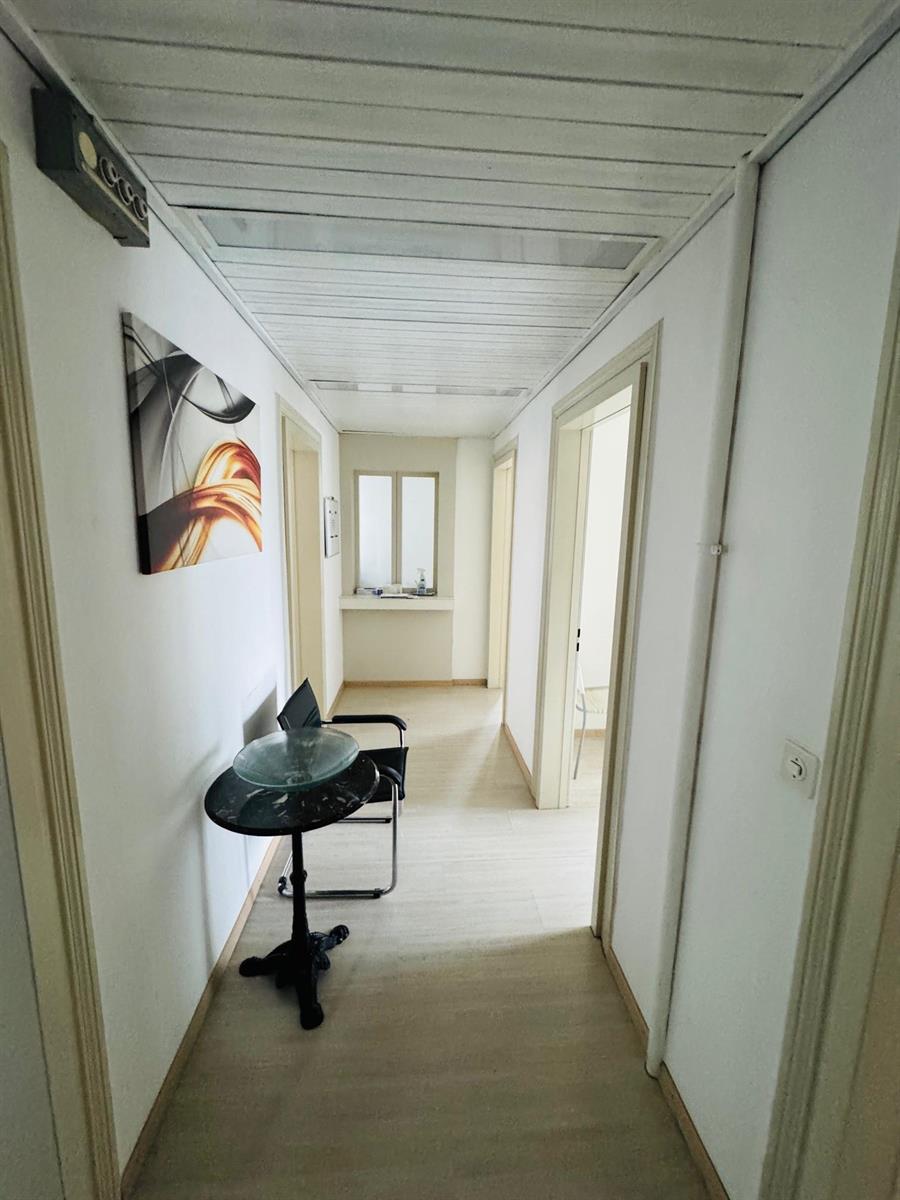 Bild 9: 4 Zimmer Büro/Gewerbe in 8400 Winterthur Stadt (Kreis 1) zu vermieten