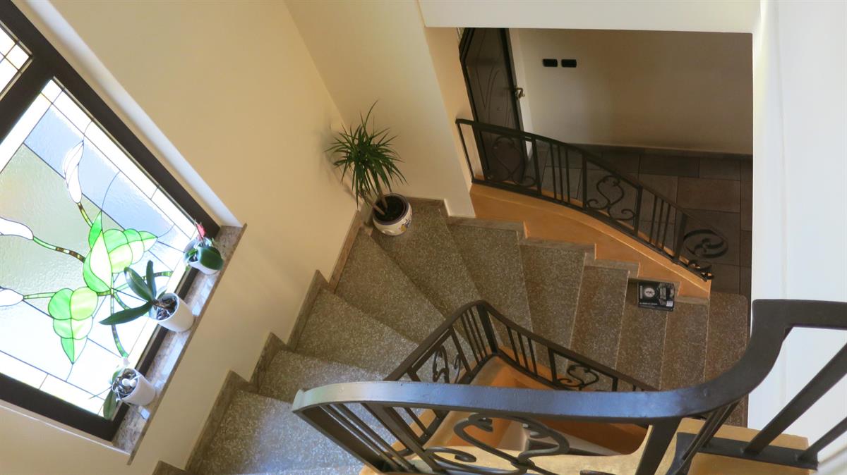 Bild 12: 5 Zimmer Haus in 6988 Ponte Tresa zu verkaufen