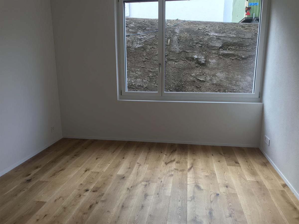 Bild 2: 5.5 Zimmer Wohnung in 5737 Menziken zu vermieten