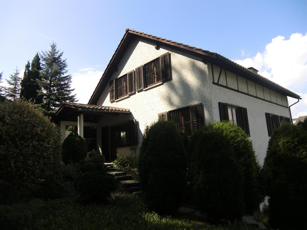 6 Zimmer Haus in 8810 Horgen zu vermieten